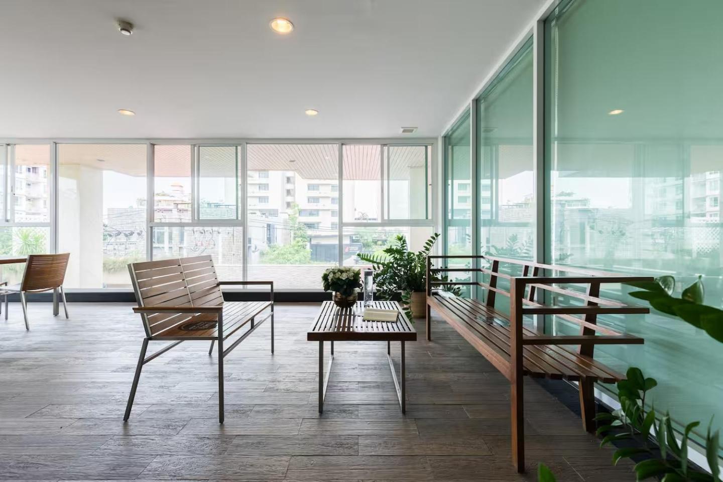 Aparthotel Bangkok Patio Bts Sanam Pao Esterno foto