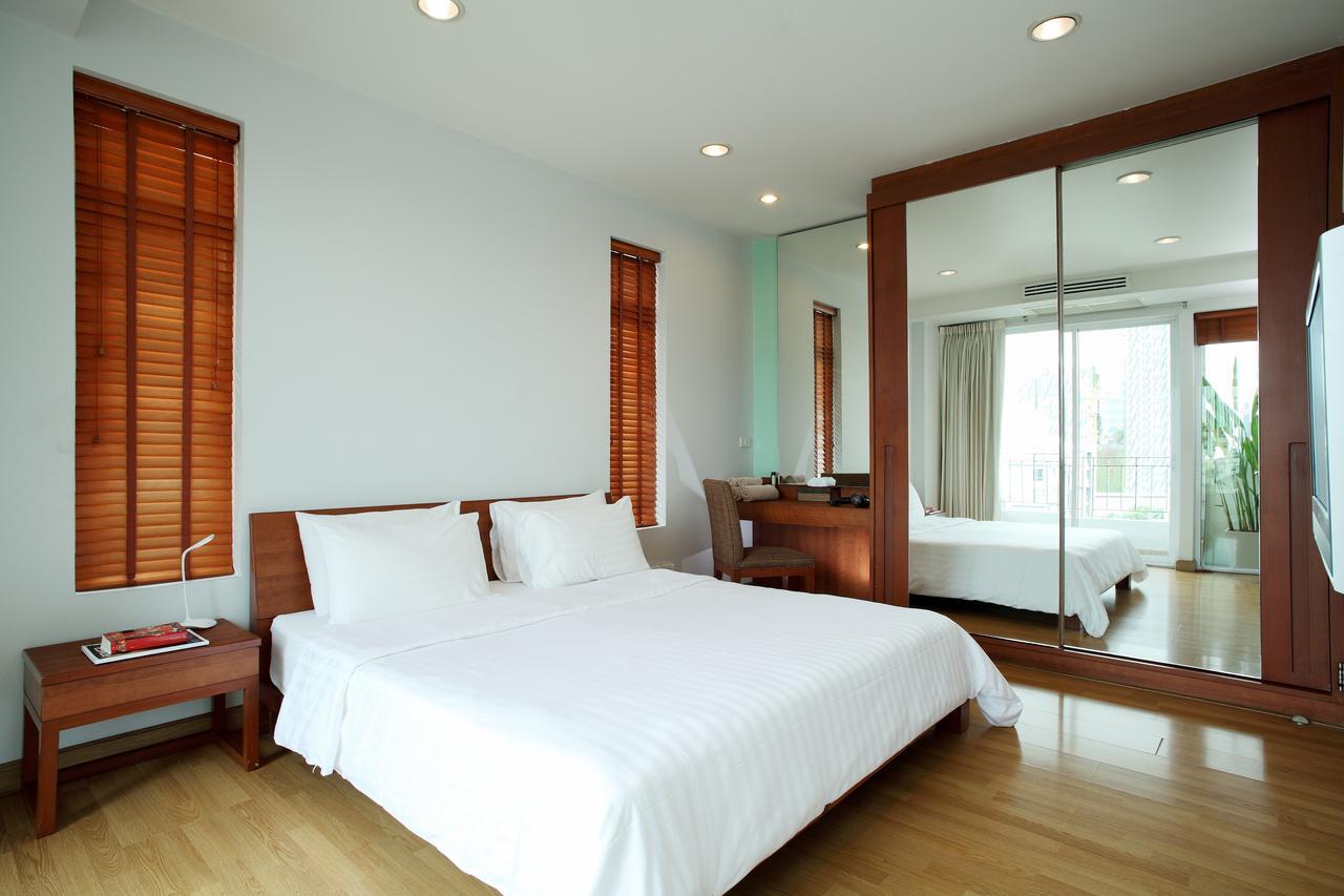 Aparthotel Bangkok Patio Bts Sanam Pao Esterno foto