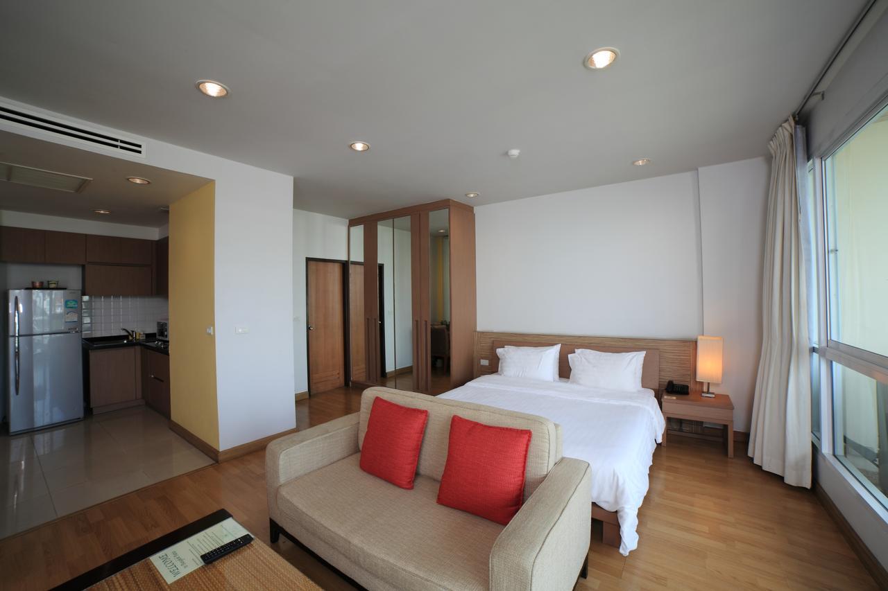 Aparthotel Bangkok Patio Bts Sanam Pao Esterno foto